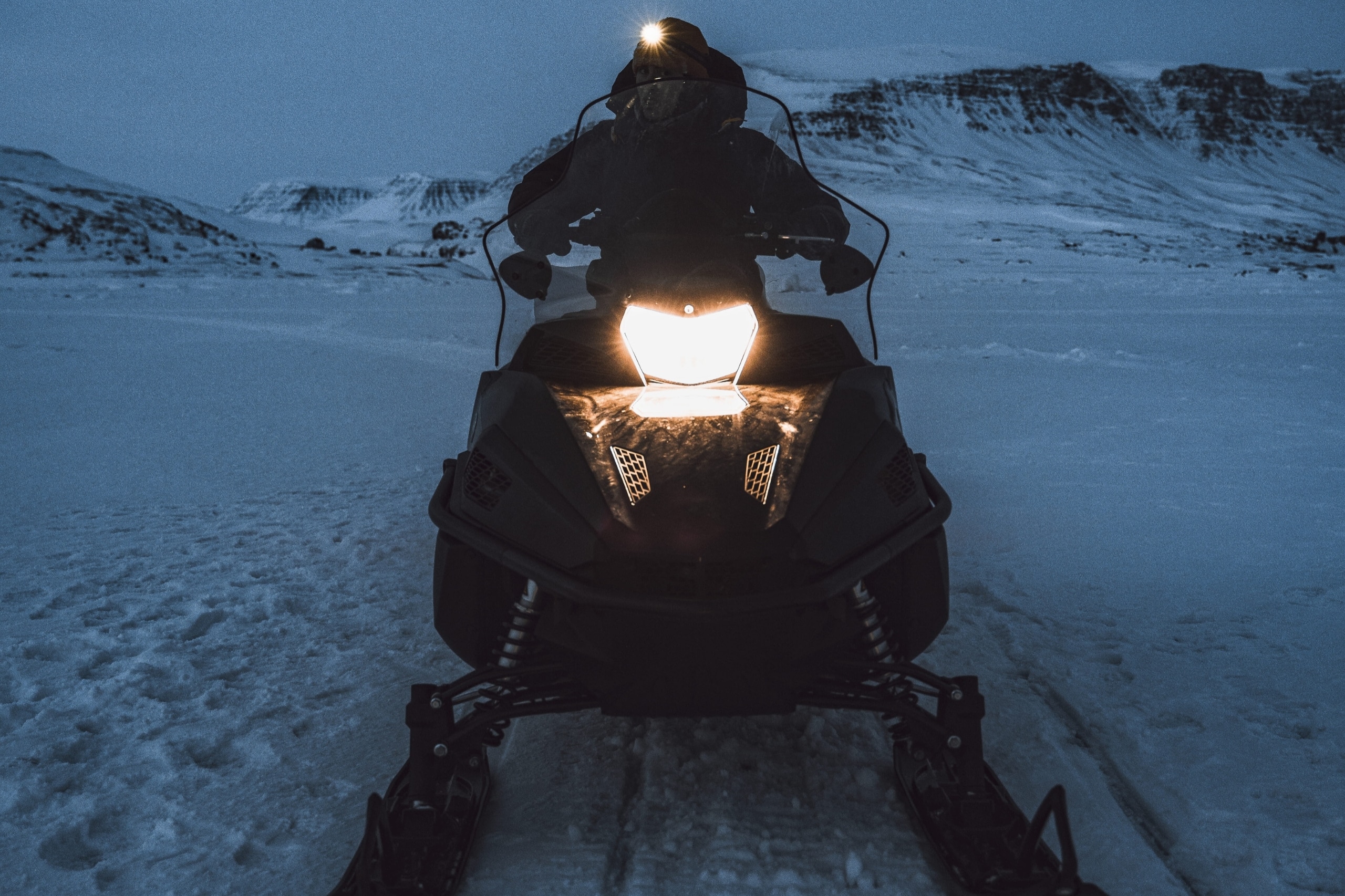 Activities during the Polar Night Tour in Svalbard 